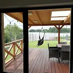 Z Widokiem Na Jezioro *