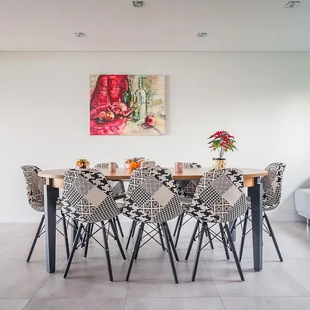 Z Widokiem Na Jezioro *