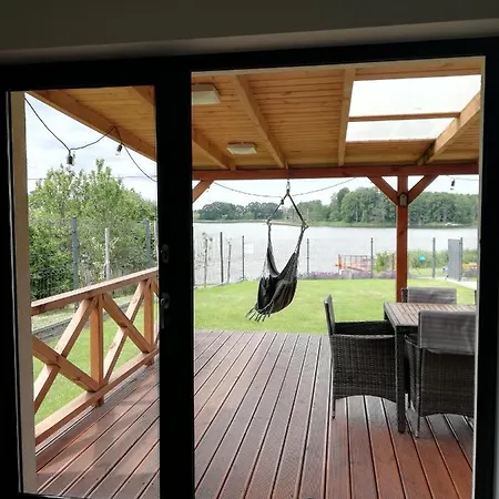 Z Widokiem Na Jezioro *