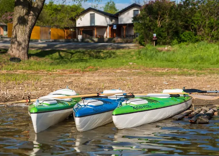Z Widokiem Na Jezioro