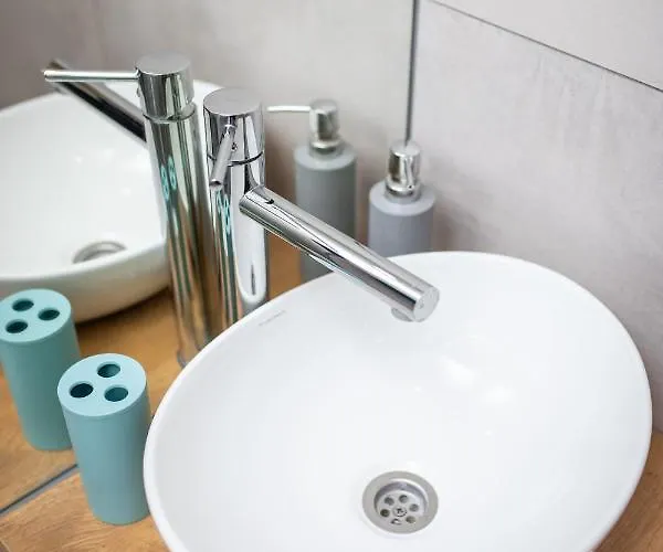 Z Widokiem Na Jezioro *